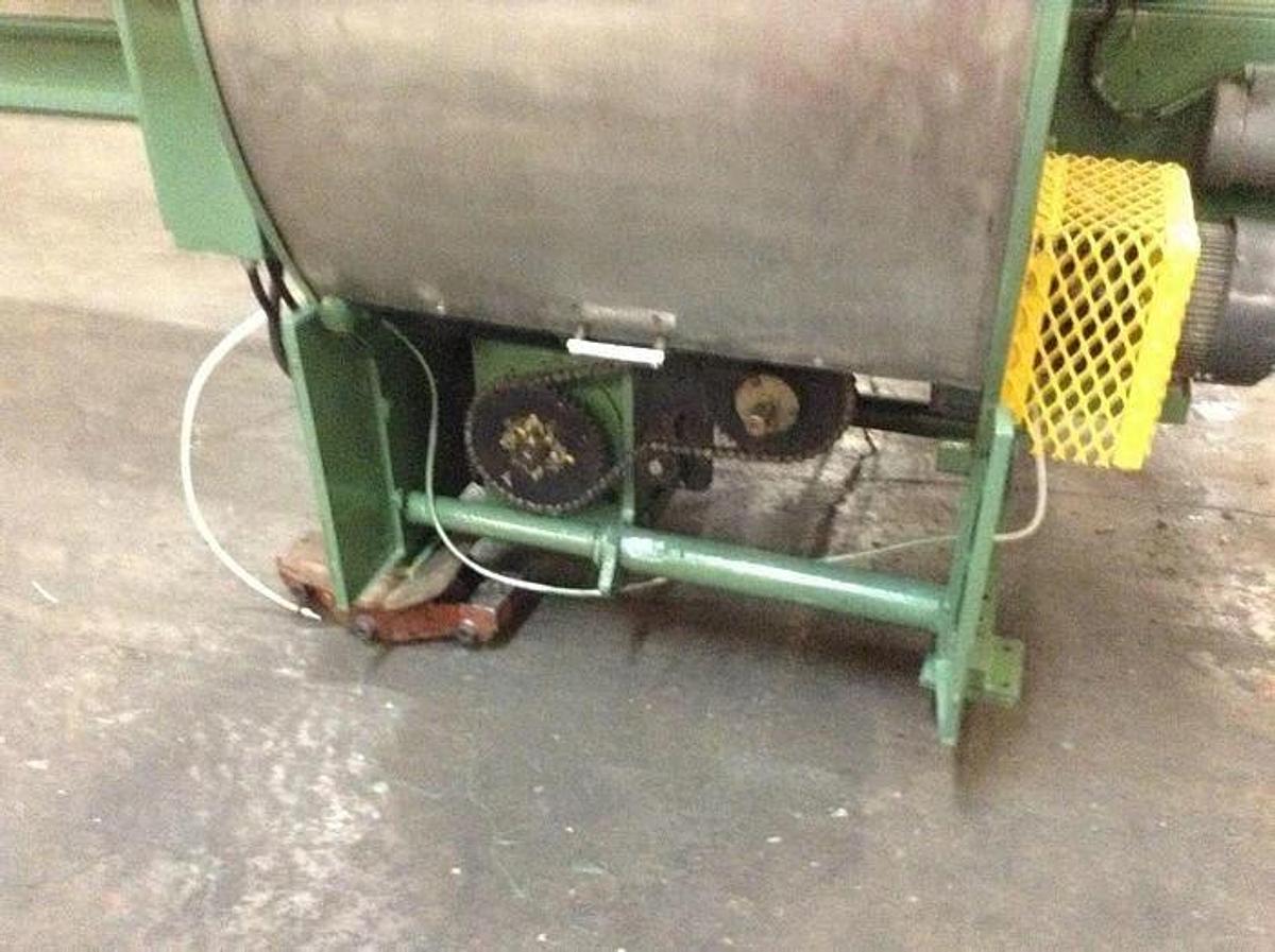 Used PERINI 606 SERIES 110 ROLL SAW FOR TISSSUE TOILET KITCHEN