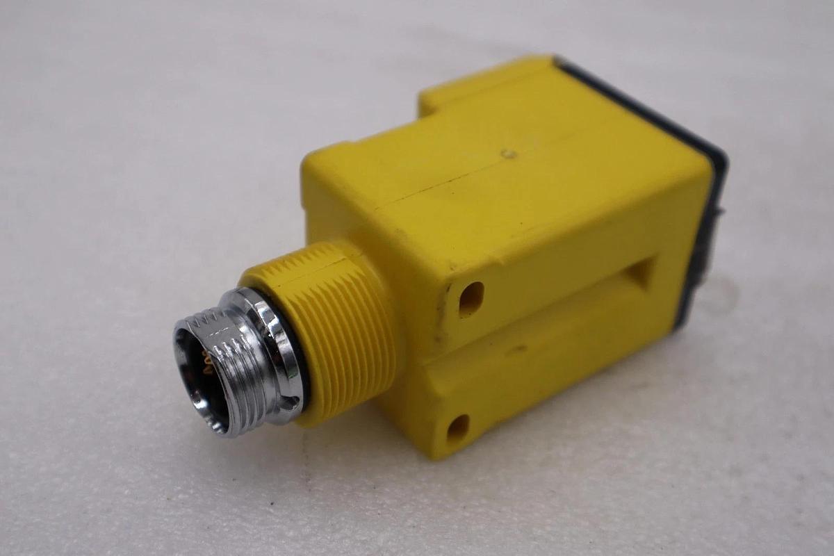 Used NEW BANNER Q45VR2RQ PHOTOELECTRIC RUGGED RECTANGLE SENSOR STOCK H1350A