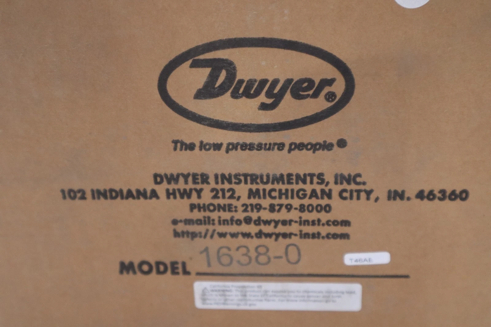 Used DWYER 1638-0 Large Diaphragm Pressure Switch: 0.05" to 0.25" WC - STOCK GF1014