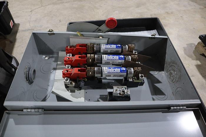 Used CUTLER HAMMER DH364NGK 200 amp 600v HEAVY DUTY SAFETY SWITCH STOCK 835A