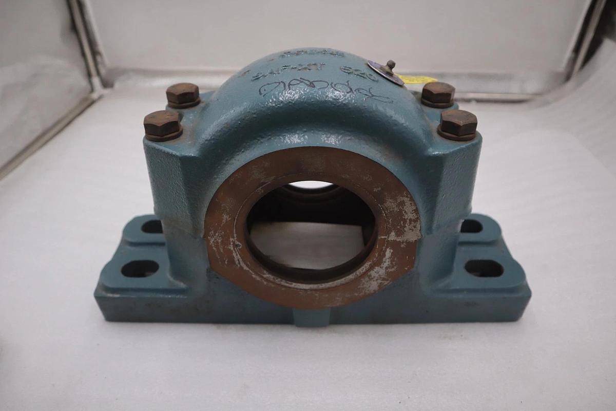 NEW OLD STOCK Dodge SAF-XT 520 Pillow Block BEARING STK CC47