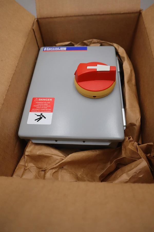 MERSEN FERRAZ SHAWMUT ECFS163RS0 ENCLOSED 508D SWITCH - STOCK GF575