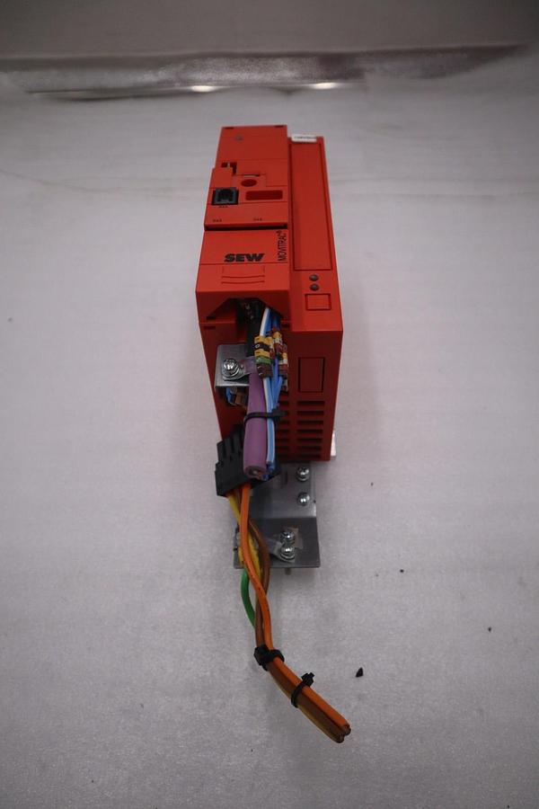 Used SEW Eurodrive MC07B0015-5A3-4-S0 MOVITRAC B STOCK H-787C