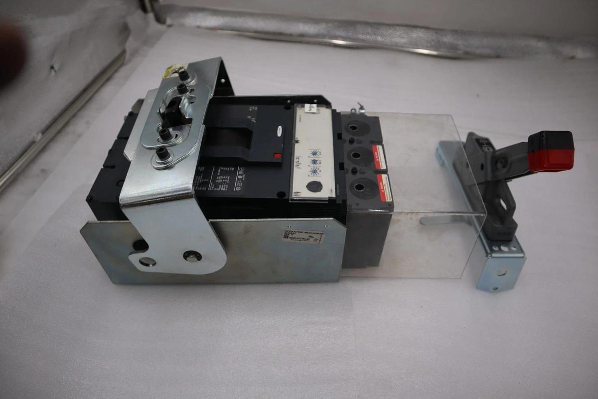Used SQUARE D LJL36250U31X 600V 250A CIRCUIT BREAKER STK H1709