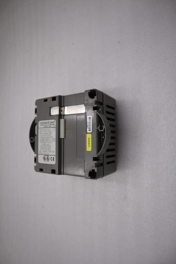 Used Giddings & Lewis M.1300.7372 R1 Input Module 24VDC SINK/SOURCE STOCK 5165A