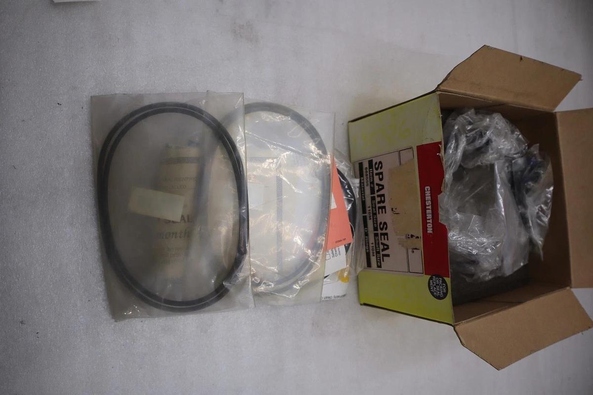 Used CHESTERON SPARE SEAL ASSEMBLY 668555 - NEW - STOCK GF694