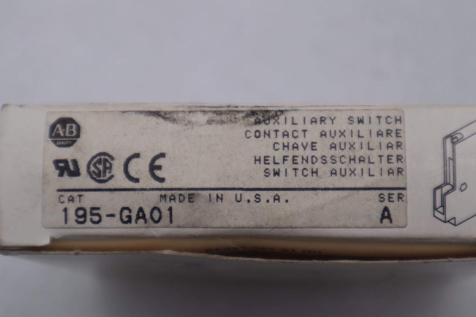 Used ALLEN-BRADLEY 195-GA01 AUXILIARY CONTACT SWITCH NEW OPEN BOX STOCK K-3261