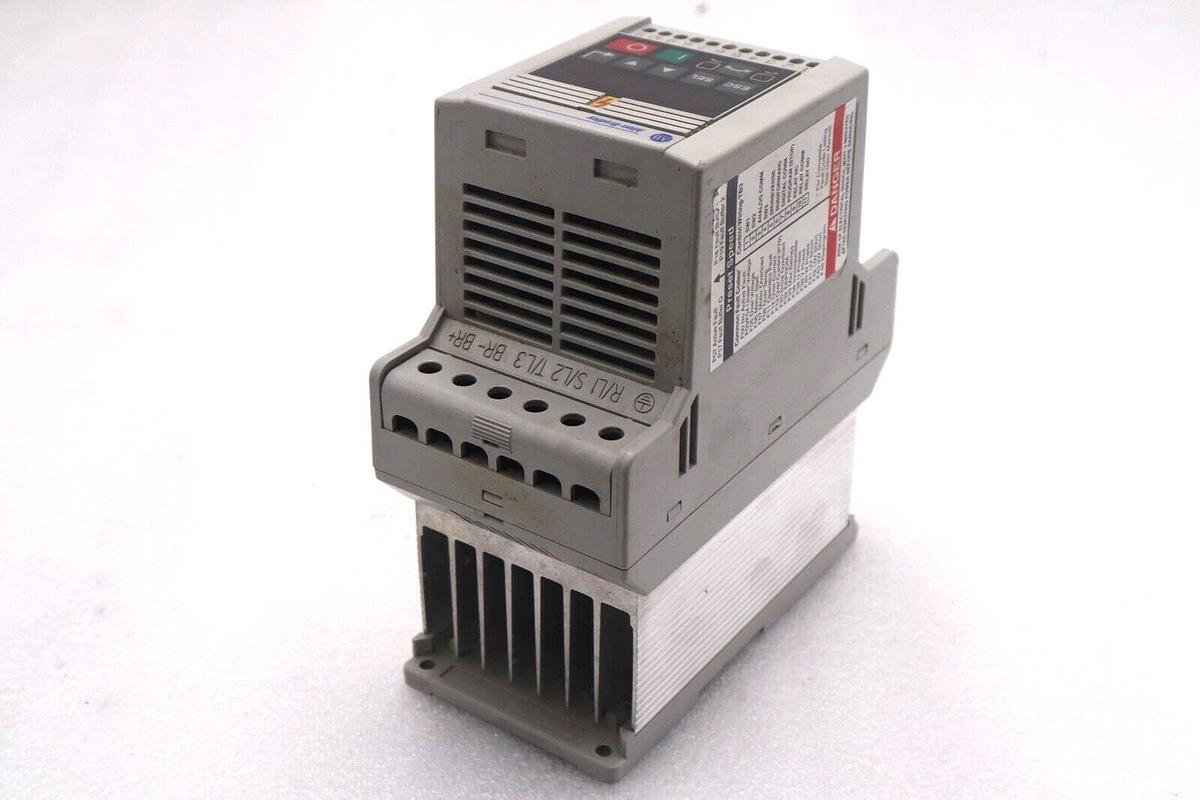 Used ALLEN BRADLEY 160-BA01NPS1P1 DRIVE SPEED CONTROLLER .5 HP 460V SER C IP20 K-520A
