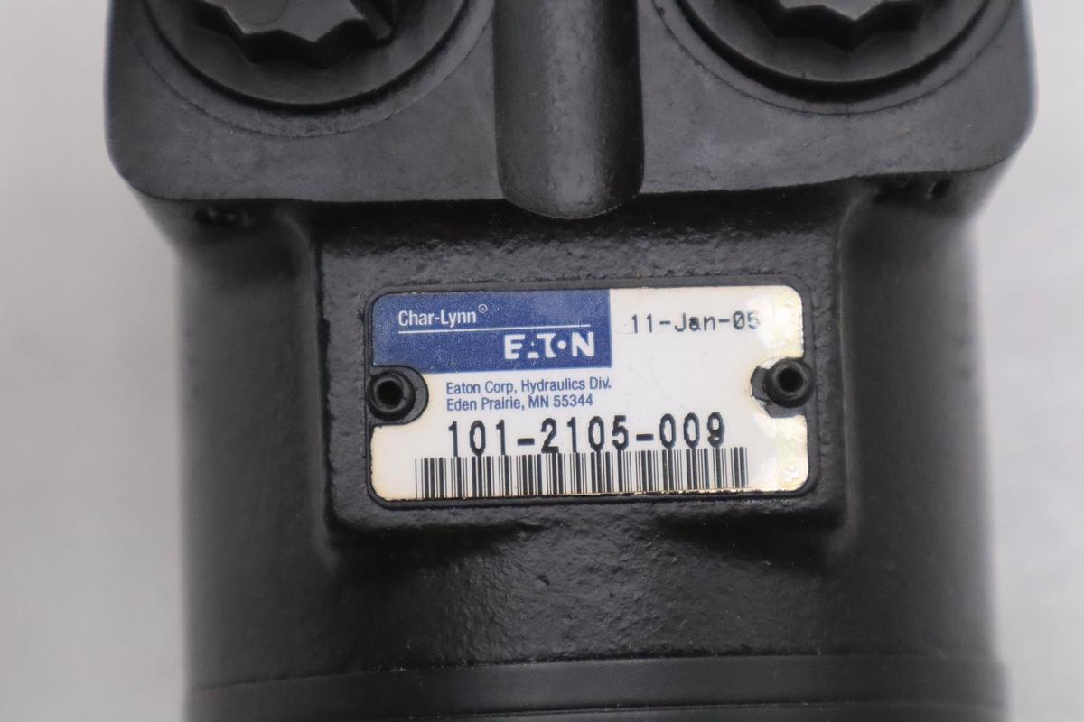 Used NEW OEM Char-Lynn 101-2105-009 / Eaton 101-2105-009 HYDRAULIC Motor STOCK GF-562