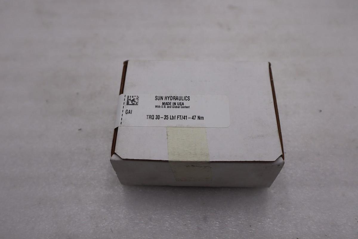 Sun Hydraulics Trq 30-35 Lbf Ft/41-47 Nm - NEW IN BOX - STOCK GF326A