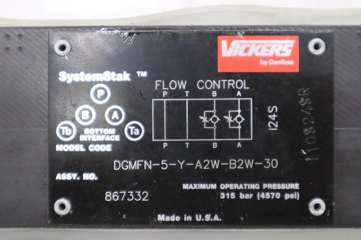NEW Danfoss Vickers DGMFN-5-Y-A2W-B2W-30 Flow Control Valve STOCK GF-799