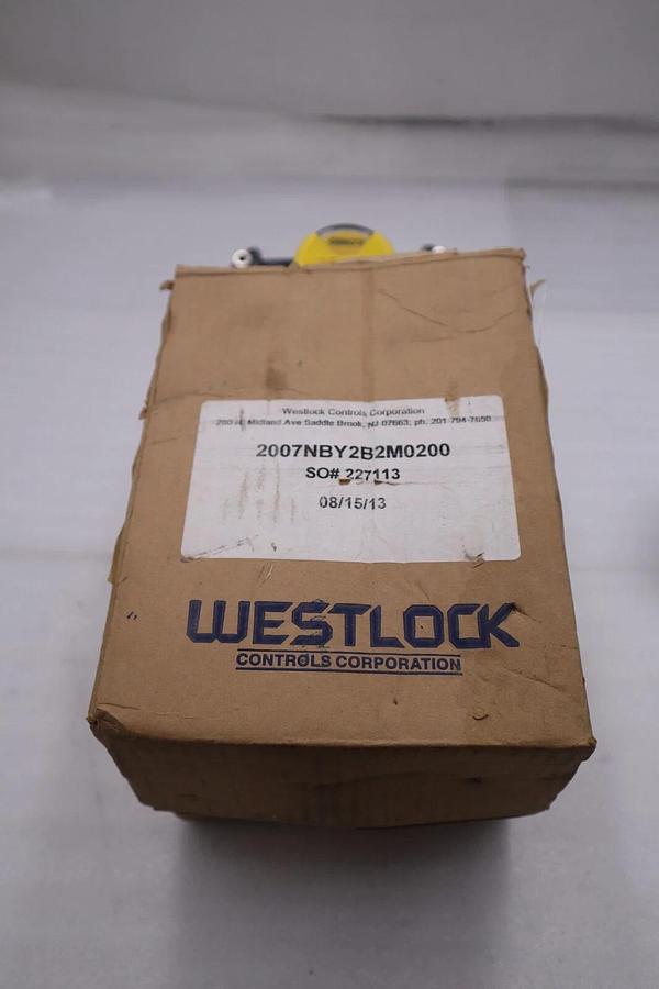 NEW WESTLOCK CONTROLS 2007NBY2B2M0200 LIMIT SWITCH VALVE POSITIONER STOCK 2250B