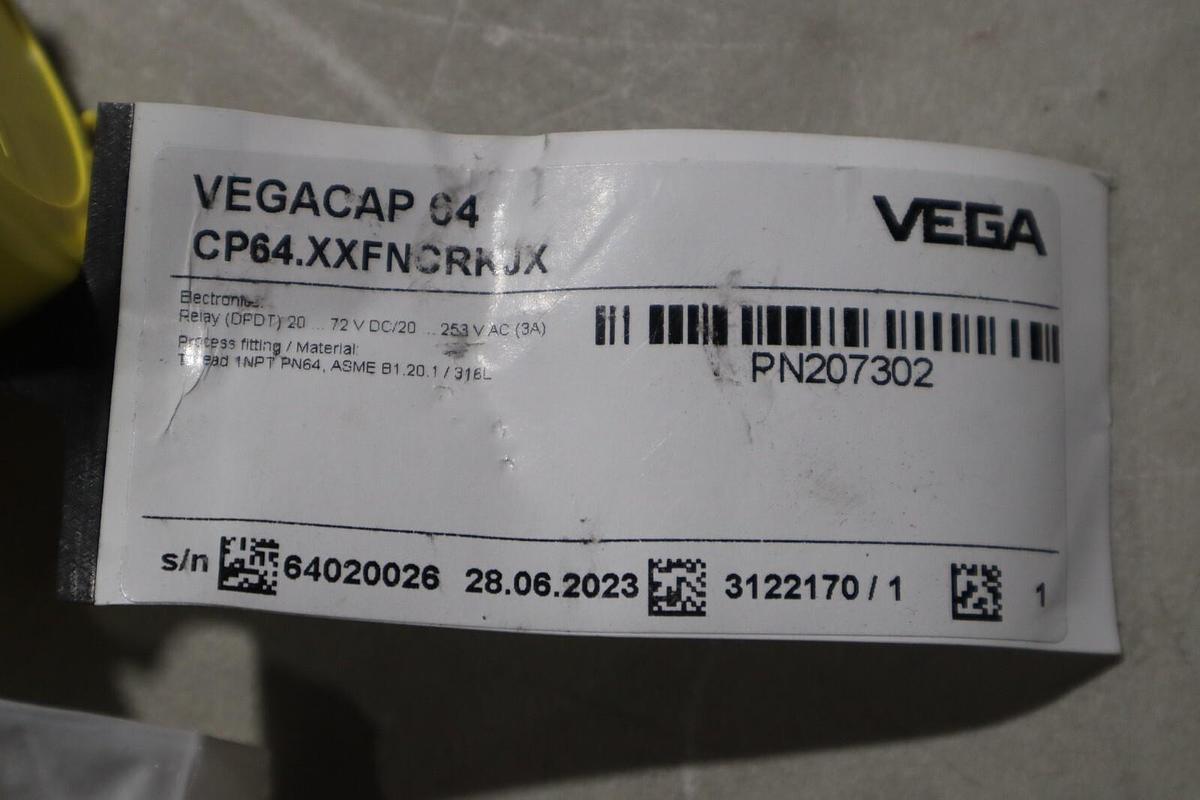 Used VEGA VEGACAP 64 OIL SENSOR CP64.XXFNCRKJX NEW UNIT STOCK G744