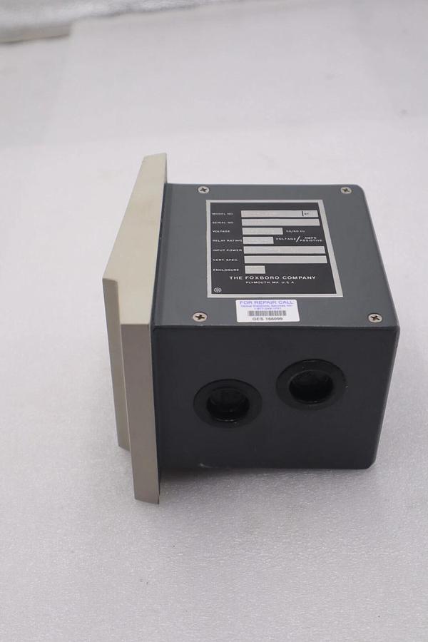 NEW 921D-A1P The Foxboro Company Temperature Controller STOCK 2641