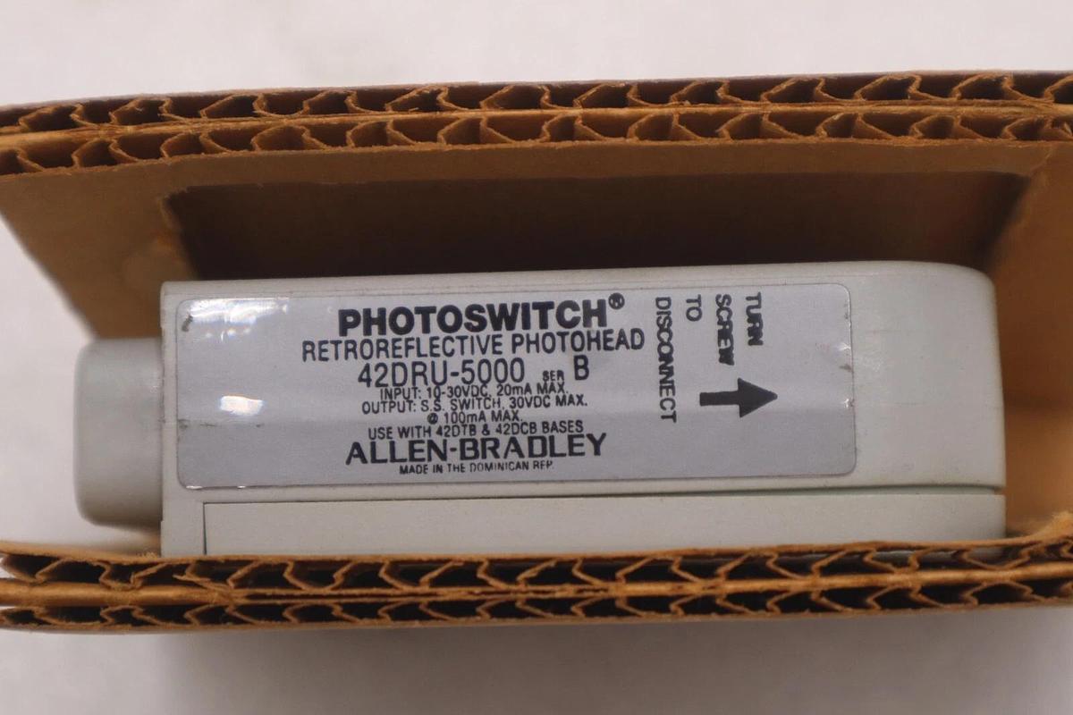 ALLEN BRADLEY 42DRU-5000 SER. B BLUE LINE SENSOR SERIES 5000 STOCK K-3673