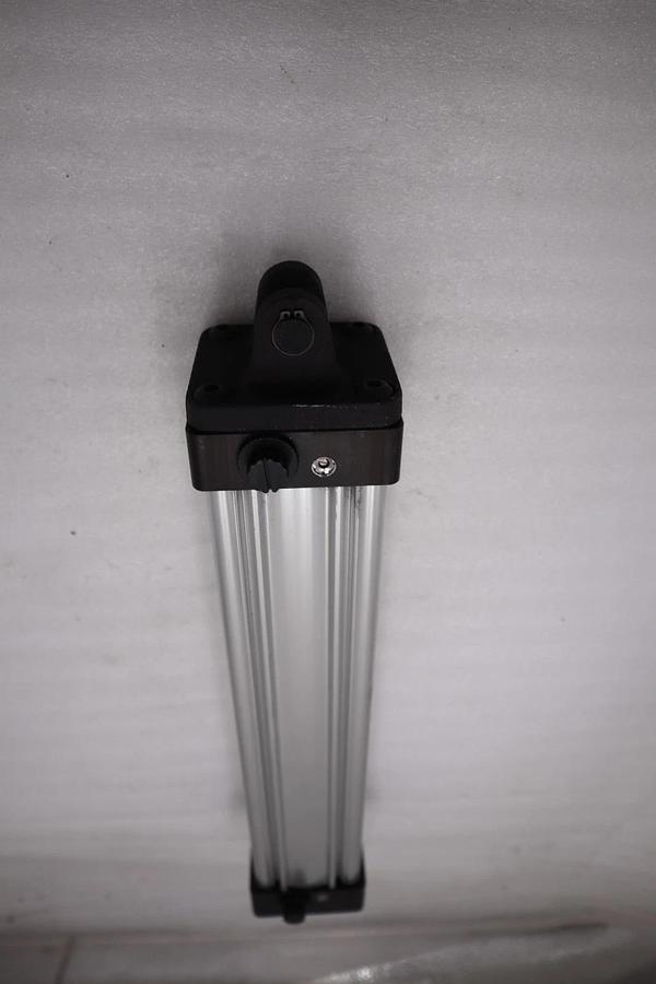 Used NEW PARKER 1P4MA0022669 4MA SERIES TIE ROD PNEUMATIC CYLINDER AIR SERVICE #H1311