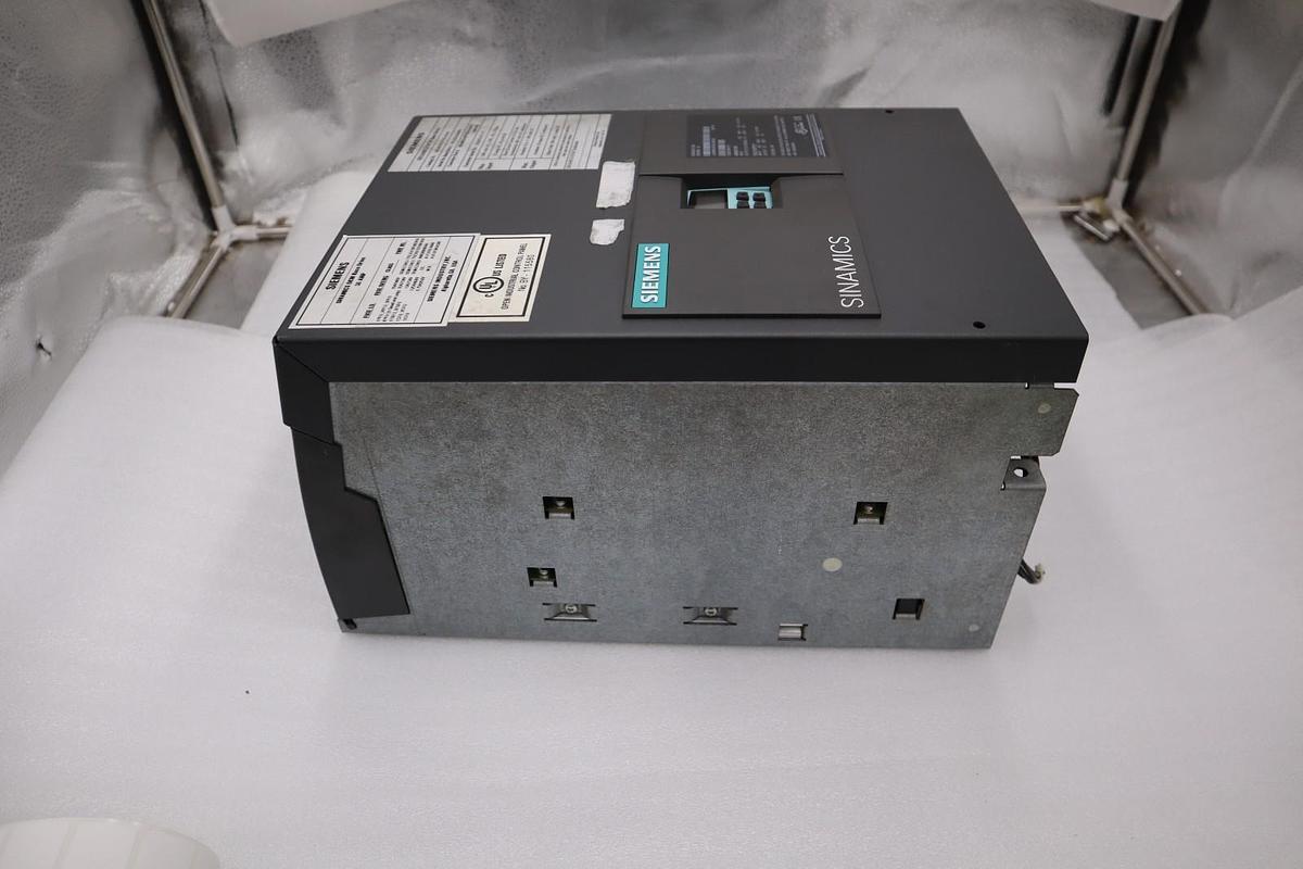 Used SIEMENS 6RA8018-2FV62-0AA0 DRIVE SINAMICS DCM 30A 480V - STOCK 5120CC