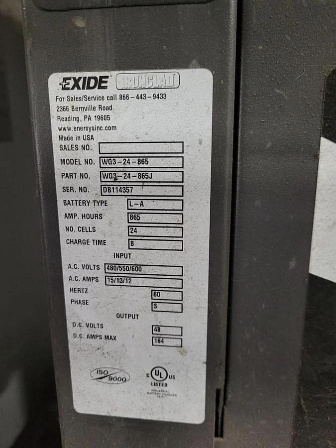 Used 6,000 LB. HYSTER FORKLIFT MDL E60XLS RH189" WITH CASCADE ROLL CLAMP AND CHARGER