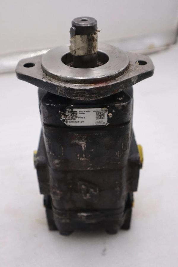Used 3269121137 Parker Commercial Intertech Gear Pump STOCK H1840
