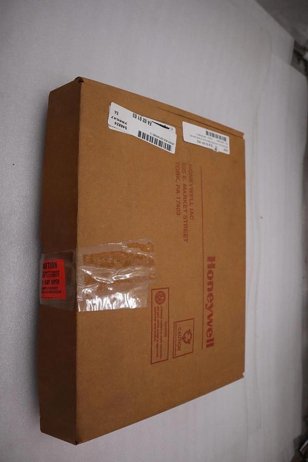 Used NEW Honeywell 4DP7APXMD111 Rev D PWA Mux Driver Card 51301169-100 REV C STK G50