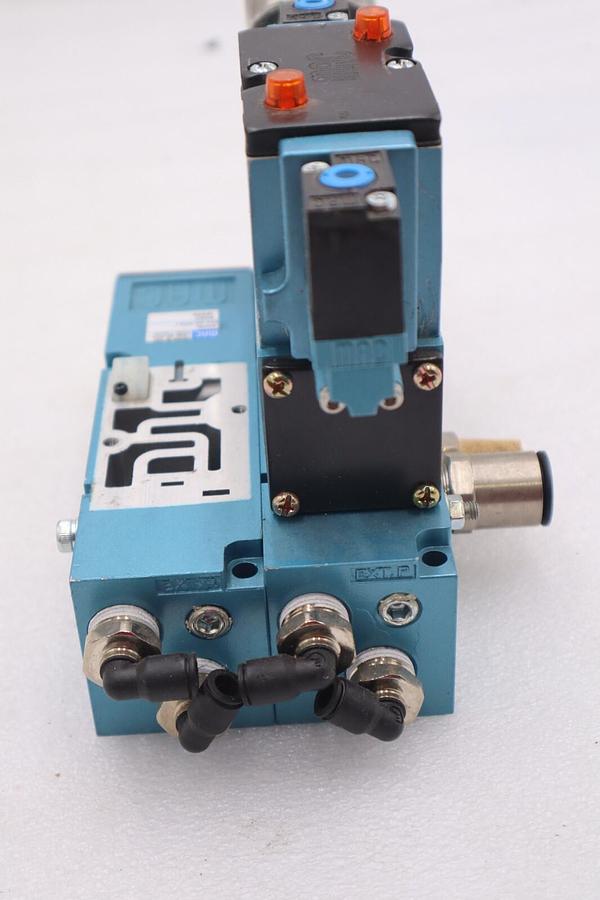 Used MAC 82A-0A-CPA VALVE TM-DDAJ-1DK PR82A-GADA VAC TO A50 PSI STOCK #323-A