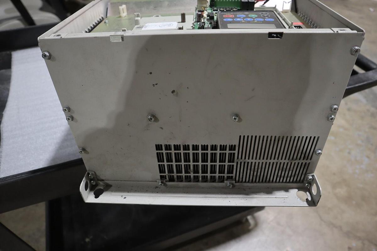 Used ALLEN BRADLEY 22C-D142A103 POWERFLEX 400 100HP STOCK S-570