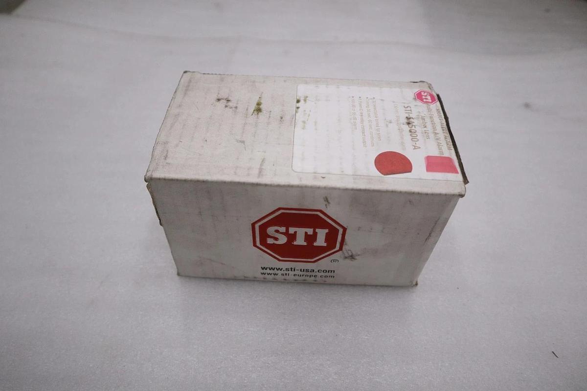 Used NEW STI STI-SA5000-A Safety Technology International Alarm - STOCK K767CC