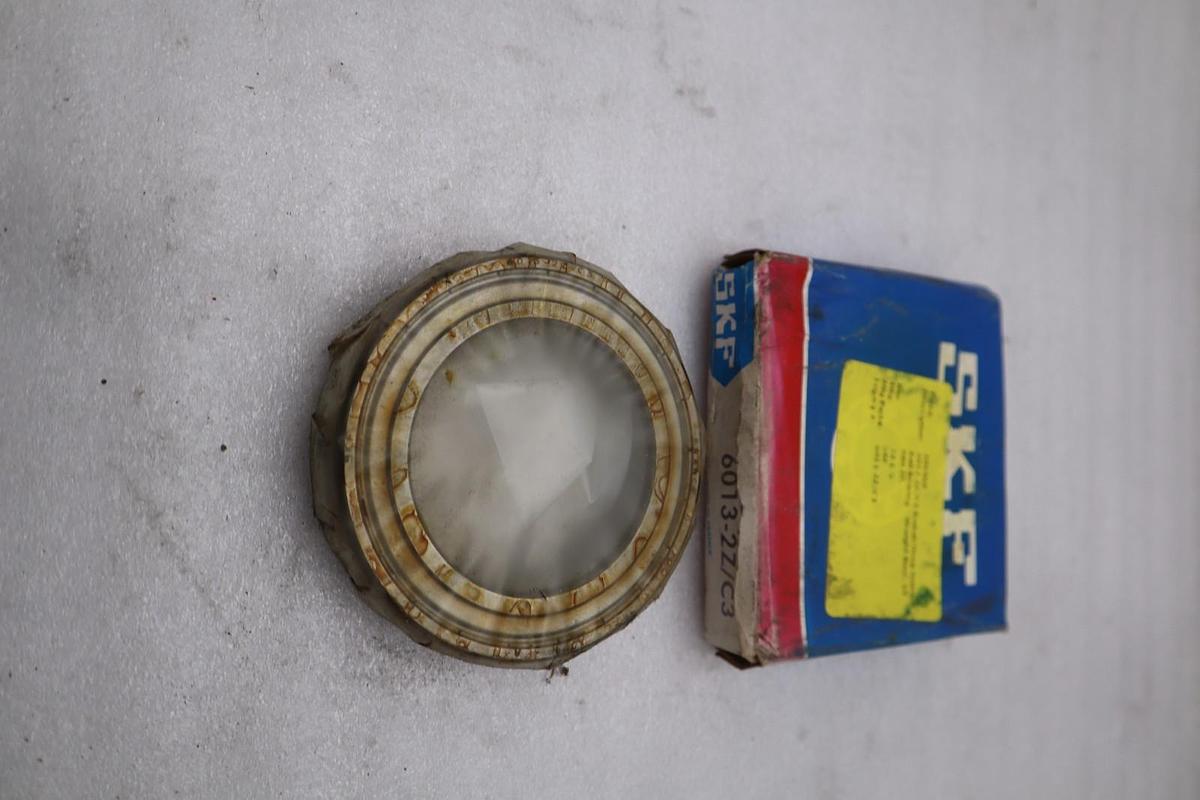 Used NEW OPEN BOX SKF 6013-2Z/C3 Deep Groove Ball Bearing STK K3247CC