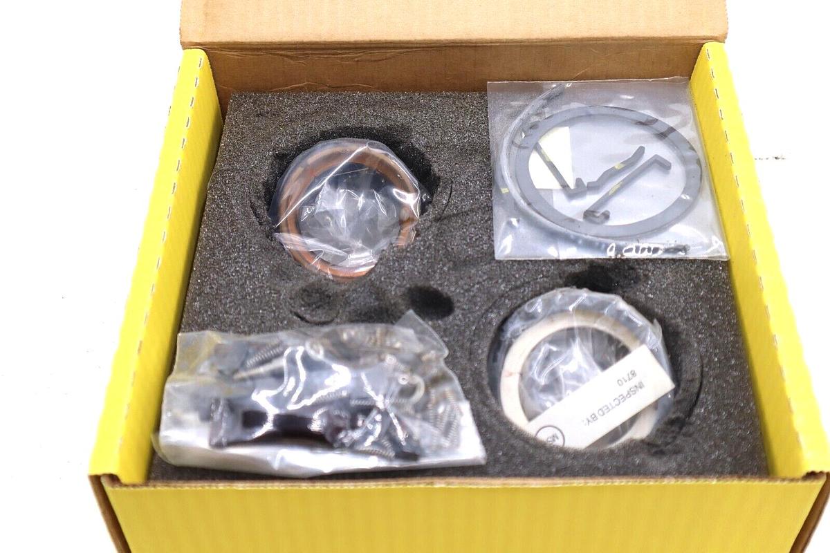 NEW CHESTERTON 42707 221 SPLIT SEAL SPK CB/CR EP SIZE -14 #L-453
