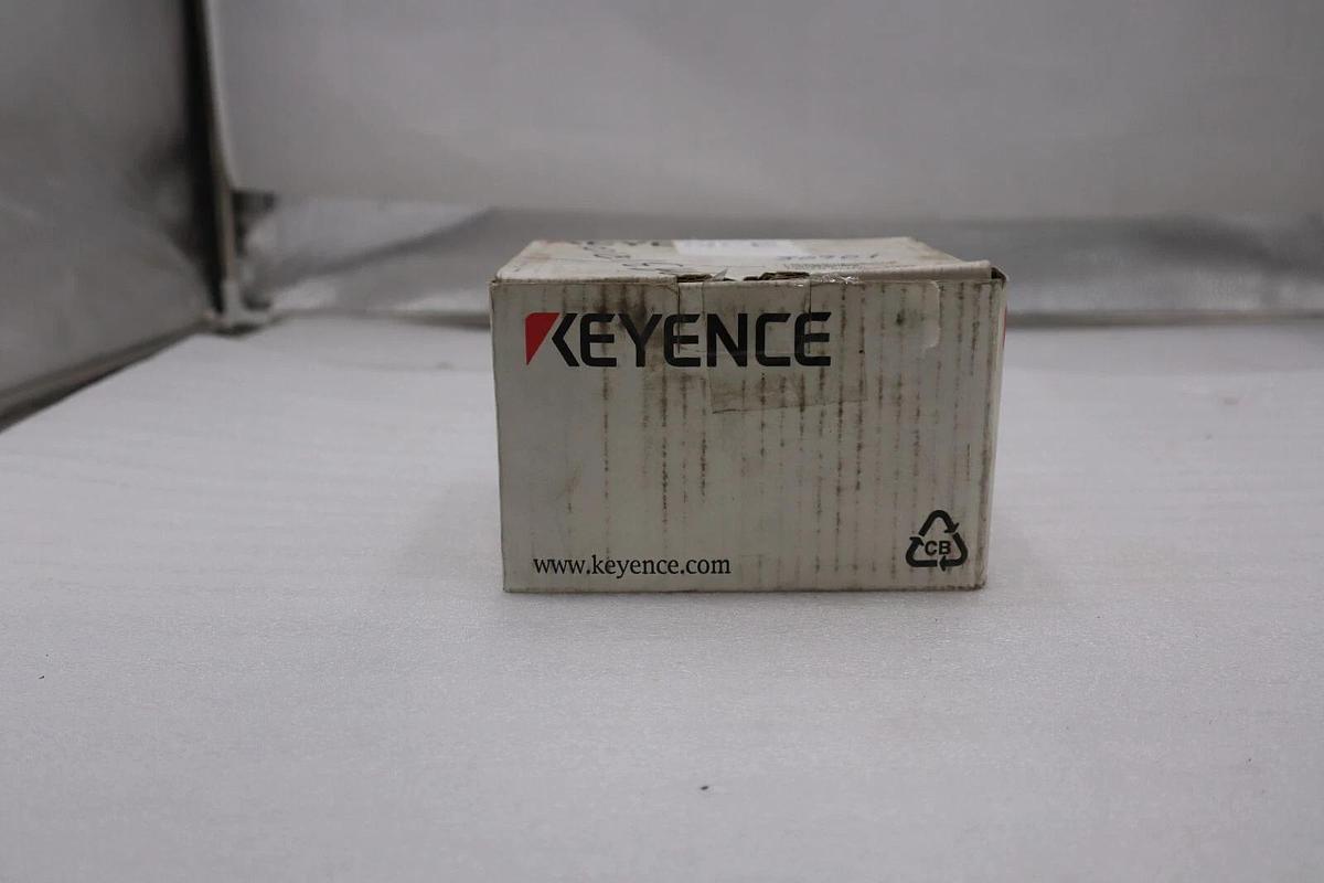 Used Keyence LK-G152 Laser Displacement Sensor LK-G152 New in Box STOCK 606D