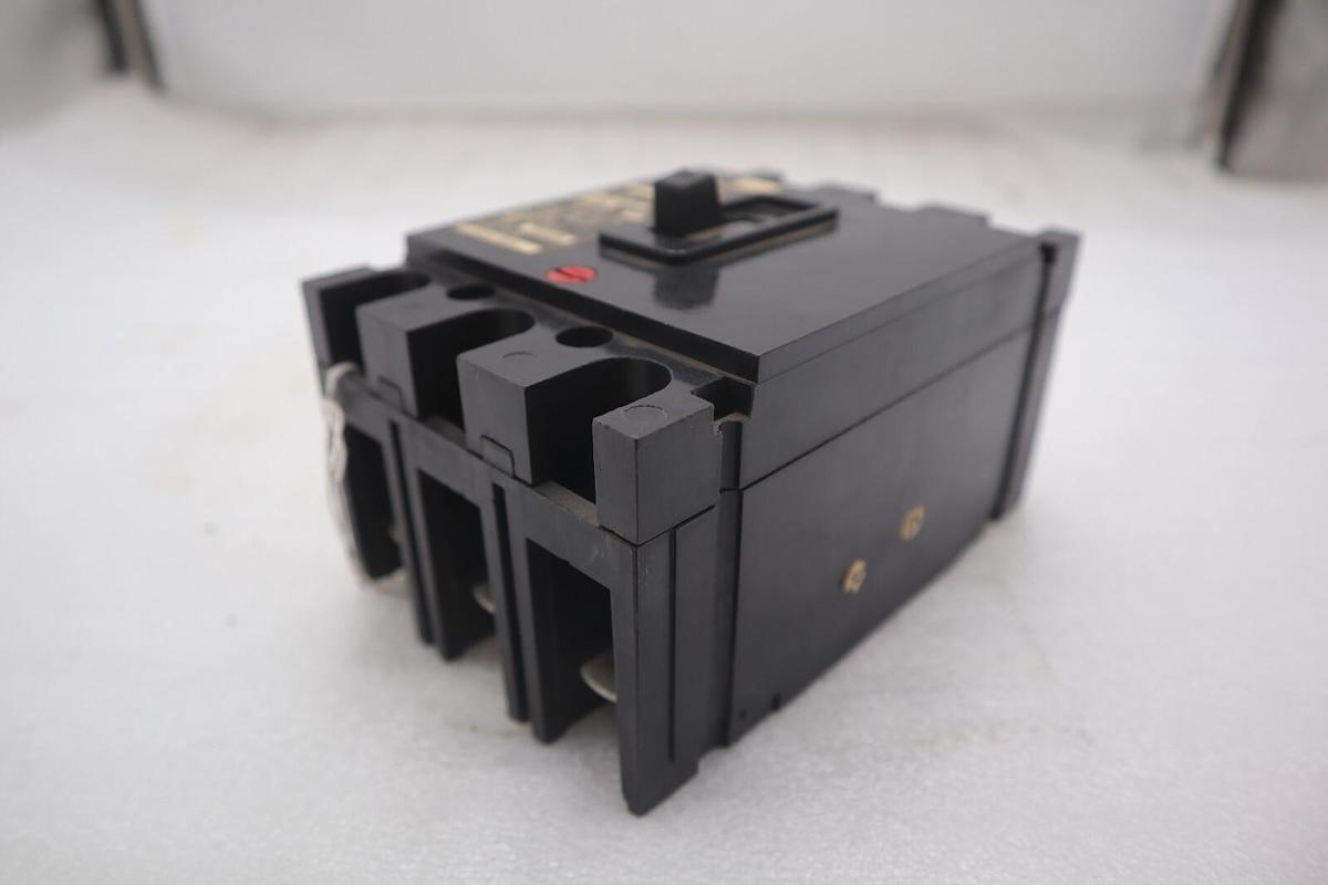 Used CUTLER HAMMER FC3040 FC 3P 600V 40 AMP CIRCUIT BREAKER STOCK #K-3723