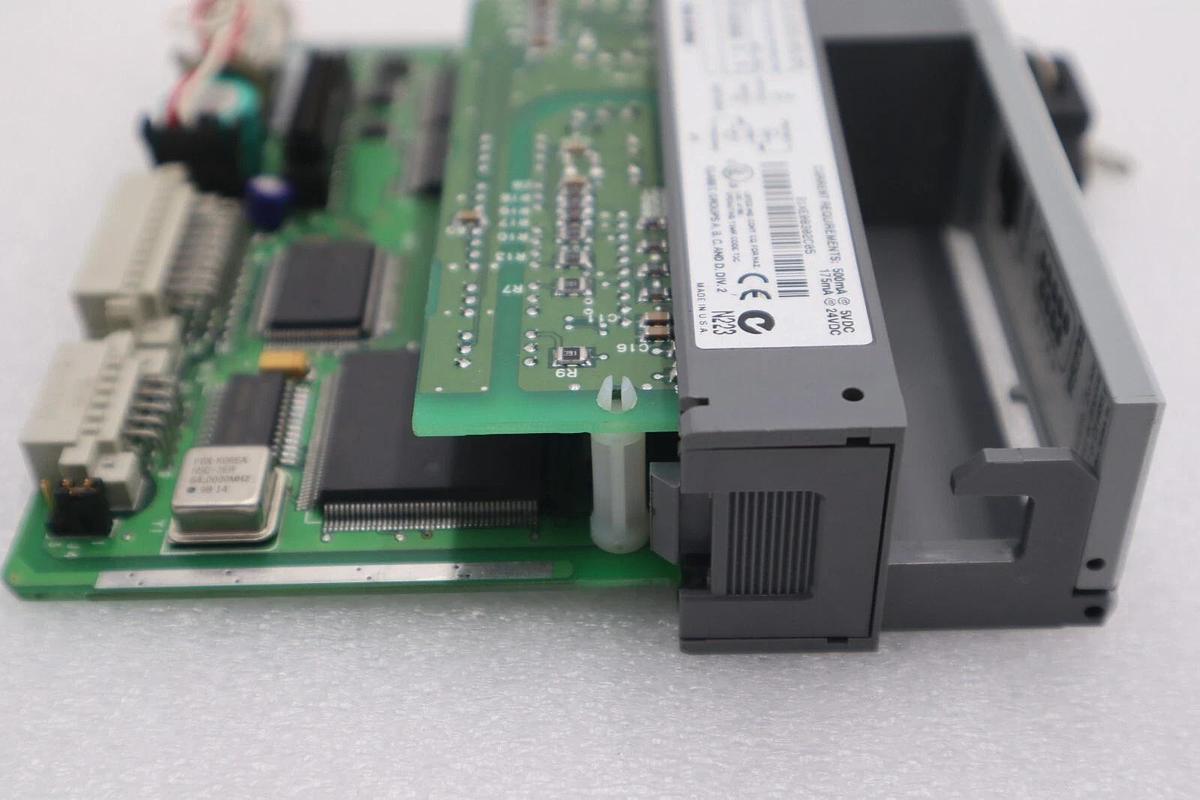 Used Allen-Bradley 1747-L531 Series E SLC500 Processor Controller Module 8 #K-992A