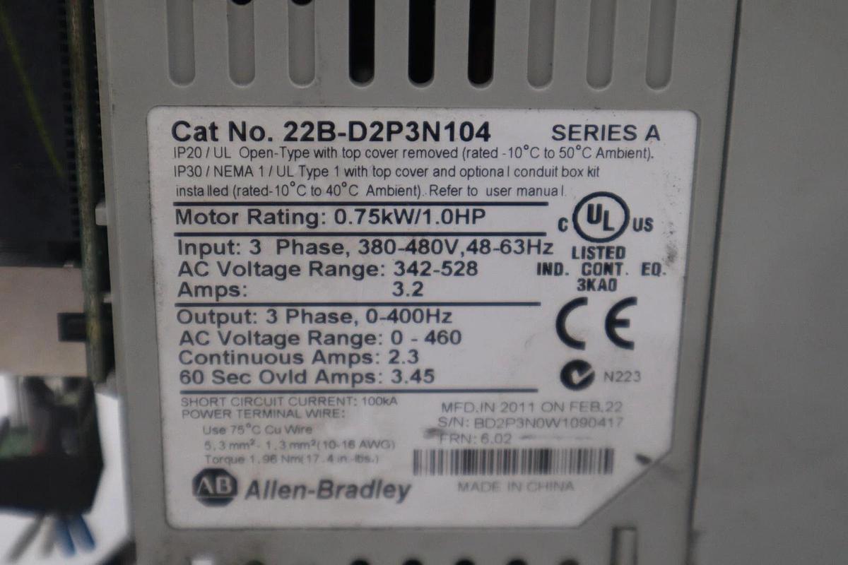 Used Allen Bradley 22B-D2P3N104/A PowerFlex 40 480V 3-Phase 0.75kW 1HP AC Drive #H168