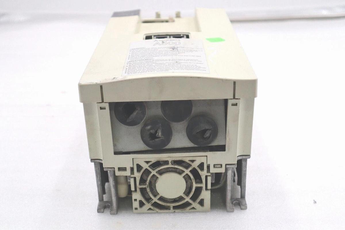 Used MITSUBISHI FR-A820 1.5K TFA INVERTER A500 240 V #L-220