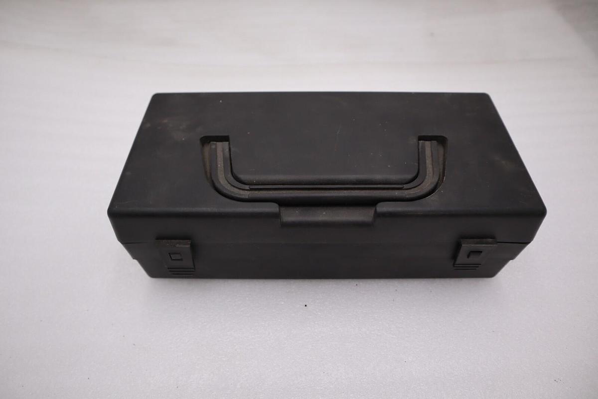 NEW EXTECH 461891 Tachometer +/-0.05% RPM Acc LCD STOCK H922