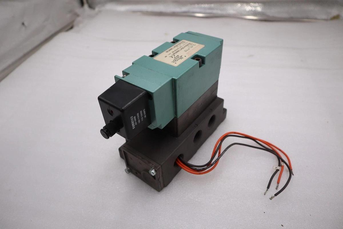 Used NEW ASCO 554BA435KT00030 SOLENOID VALVE MK55 SERIES 1/2" PORTS STOCK H1615