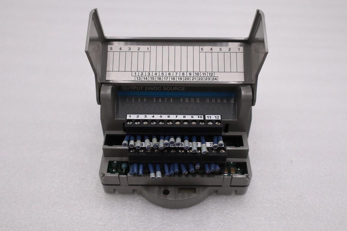 Used DANAHER MOTION M.1017.3095 R3 / M10173095 R3 GIDDINGS & LEWIS MODULE #6030