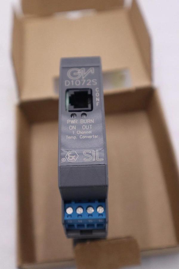NEW OPEN BOX GM INTERNATIONAL D1072S 1 CHANNEL TEMPERATURE CONVERTER STK 5419