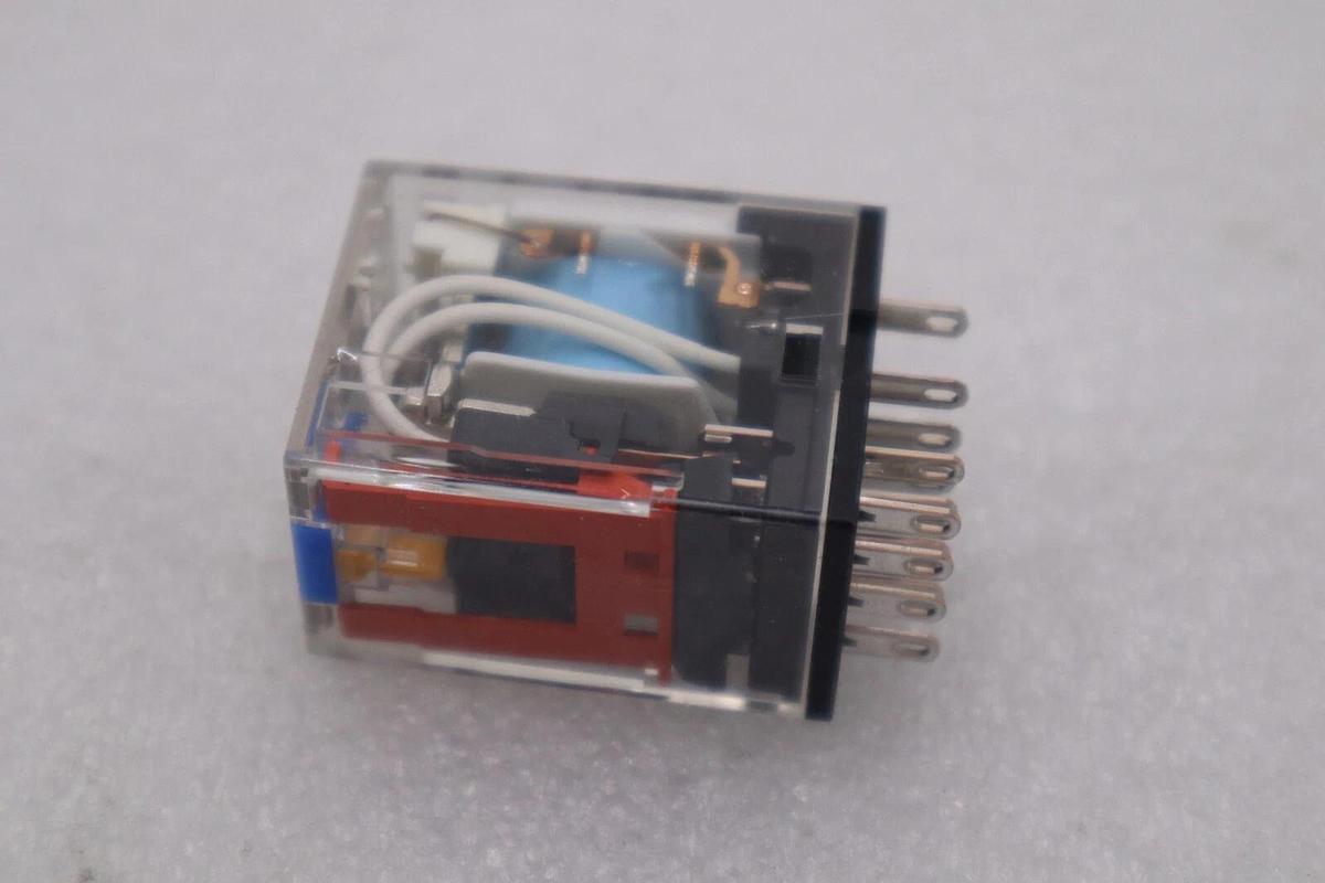 Used LOT OF 5 NEW OPEN BOX Omron MY4IN Safety Relay STOCK K-3438
