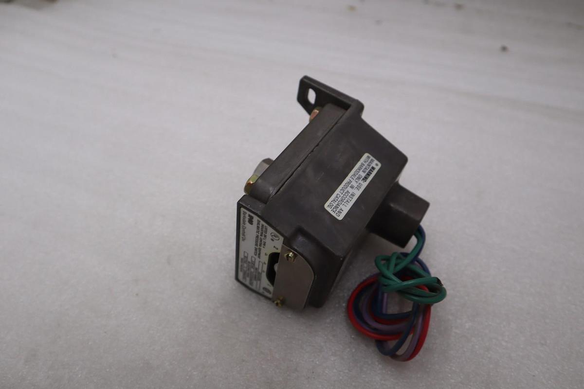 Used IMO CD1H-H2SS SWITCH NUMBER STOCK #L-231B
