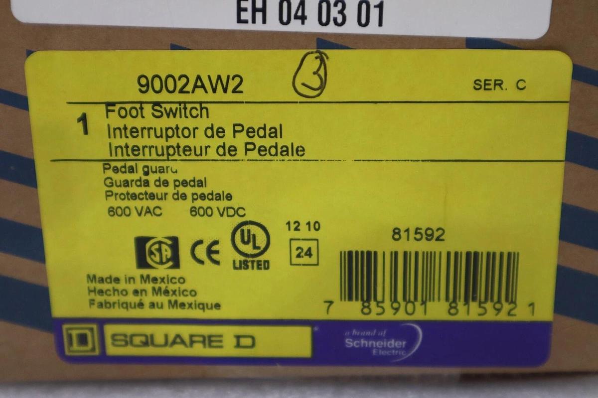 NEW OPEN BOX SQUARE D 9002AW2 Heavy Duty Foot Switch STOCK G-191 785901815921