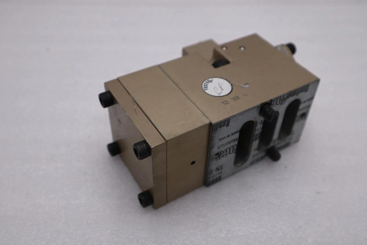 ROSS CONTROLS 2153E5916 / 2153E5916 NEW OPEN BOX STK H1622