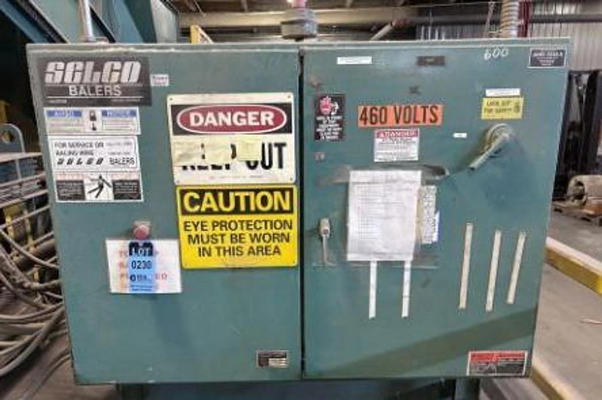 Used SELCO MODEL HLO-128A50T HORIZONTAL AUTOTIE BALER WITH CONVEYOR 50HP 8" CYLINDER