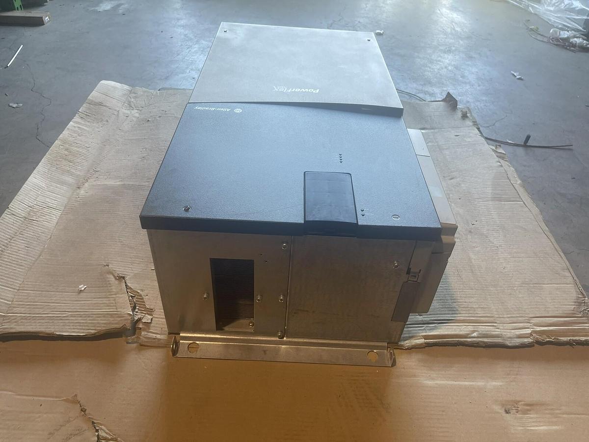 Used ALLEN-BRADLEY 20DT144A0NNNACANE DRIVE USNT - 150 HP VFD 3 PHASE S-159