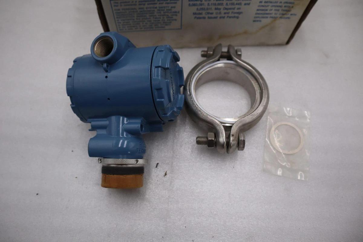 Used ROSEMOUNT 2090PG2S22A1 10.5-36VDC 150PSI PRESSURE TRANSMITTER - STOCK GF449