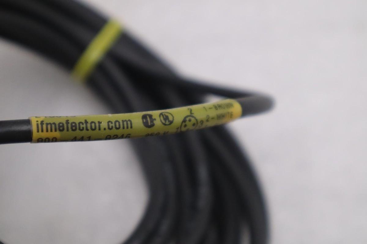 LOT OF 2 - IFM EFECTOR E18013 - STOCK 858B