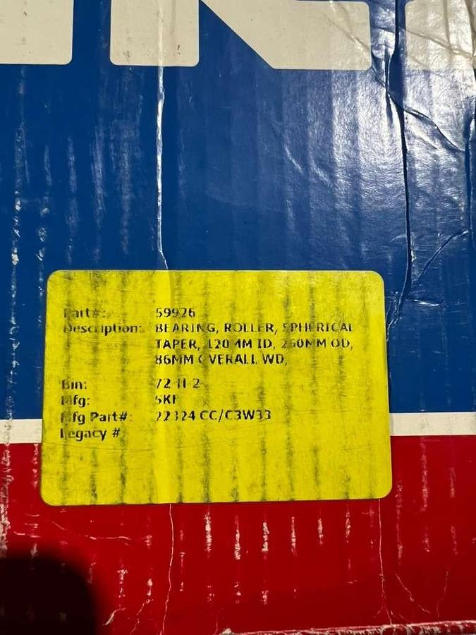 NEW SKF 22324CCC3W33 / 22324 CC/C3W33 SPHERICAL ROLLER BEARING - STOCK CC-02