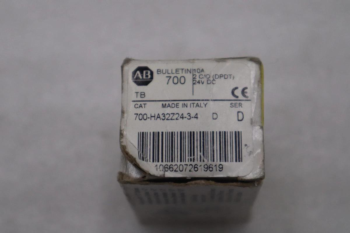 NEW OPEN BOX AB Allen Bradley 700-HA32Z24-3-4/D Relay STK K2102CC