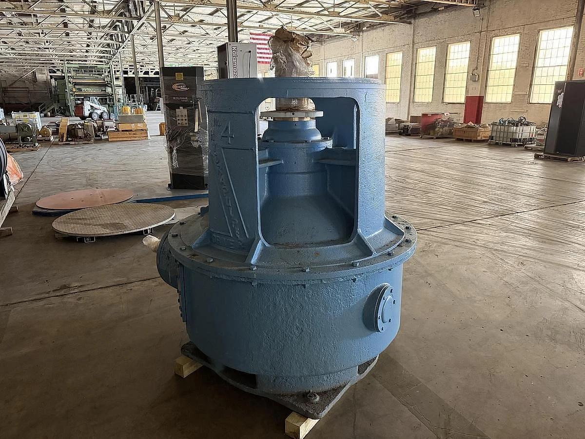 Used BLACK CLAWSON NO. 4 HYDRAPULER SIZE 4 PULPER DRIVE SPARE UNIT 3.941:1 RATIO