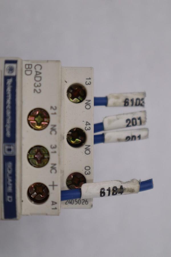 Used Schneider Electric JIS C8201-5-1 Contactor STOCK H1544A